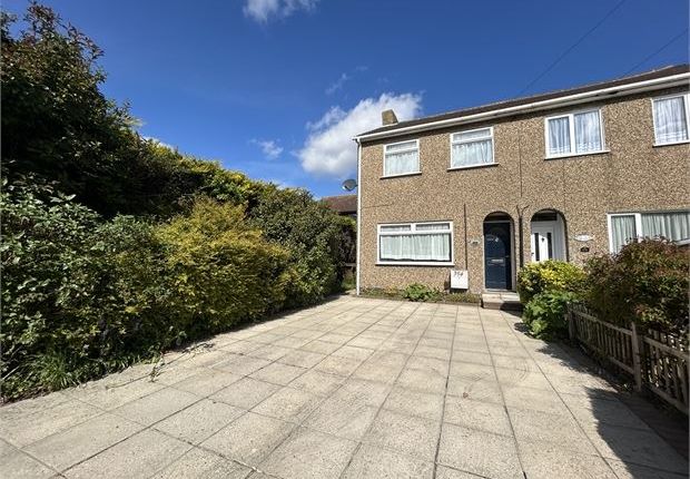 Thumbnail Semi-detached house to rent in Mill Road, Colchester