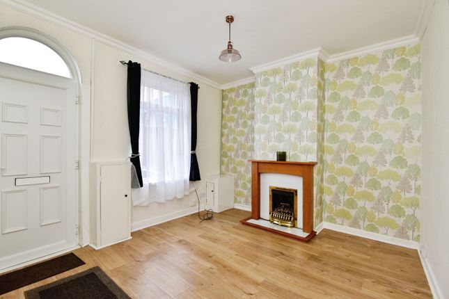 27, Manor Street, Staffordshire photo 4