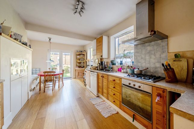 43, Boyne Road, London photo 4