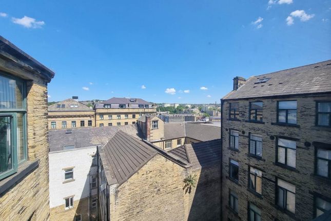 Thumbnail Flat to rent in Equity Chambers, Picadilly, Bradford