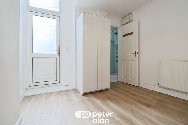 83, Claude Road, Cardiff photo 4