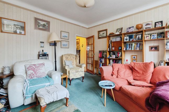 2, Nursery Road, Blandford Forum photo 3