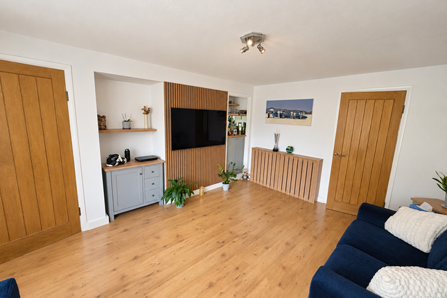 The Oxleys, Harlow photo 2