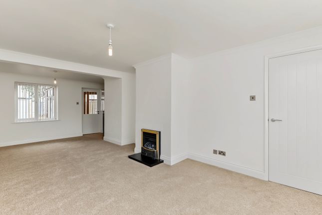 46, St. Giles, Kidlington photo 3