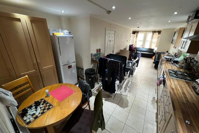 445D, Cowley Road, Oxford photo 3