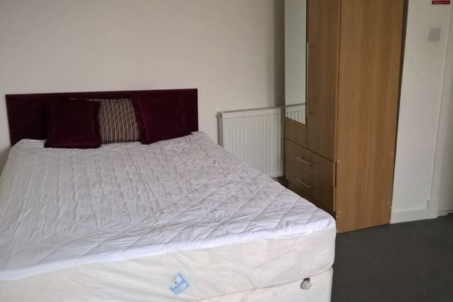 2A, Lambs Lane, Dundee photo 5
