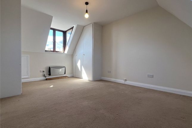 10, Roundhouse Court, Hampshire photo 4