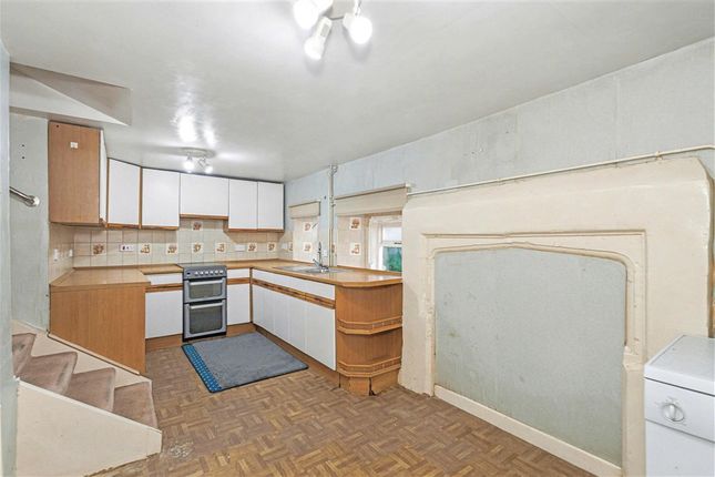 23, Corby Road, CORBY photo 3