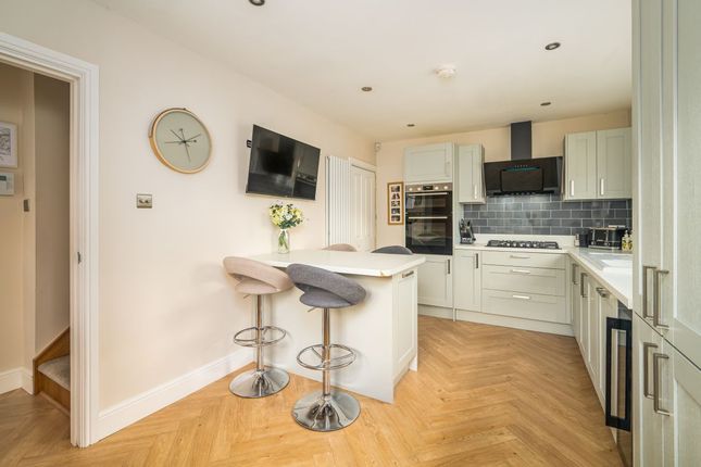 14 Driftholme Road, Drighlington photo 4