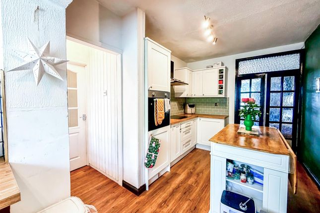 2, Duke Street, Pontypridd photo 4
