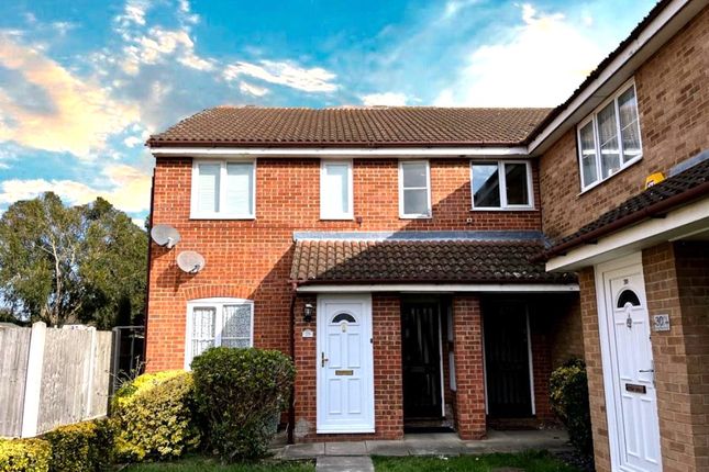 Thumbnail Maisonette to rent in Burns Place, Tilbury, Essex