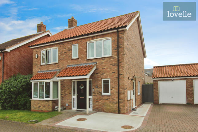 Thumbnail Detached house for sale in Fallowfield Road, Scartho, Grimsby