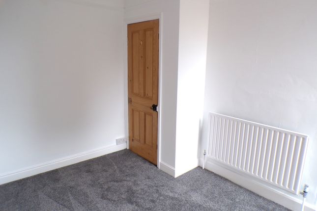 Terraced house to rent in Wolverhampton Road, Cannock, Staffordshire