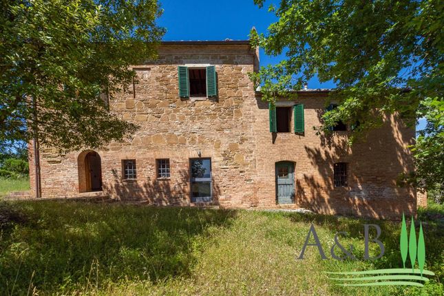 Country house for sale in Strada Provinciale 438, Asciano, Toscana