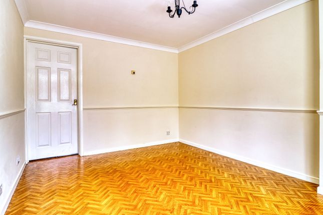 17, Wagner Close, Milton Keynes photo 4