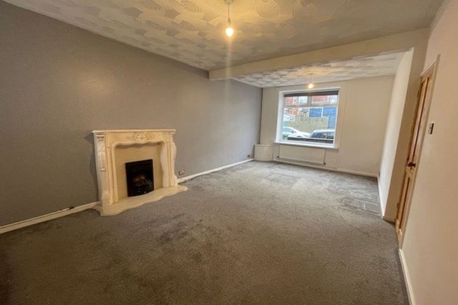 13 Eva Street, Mountain Ash photo 3