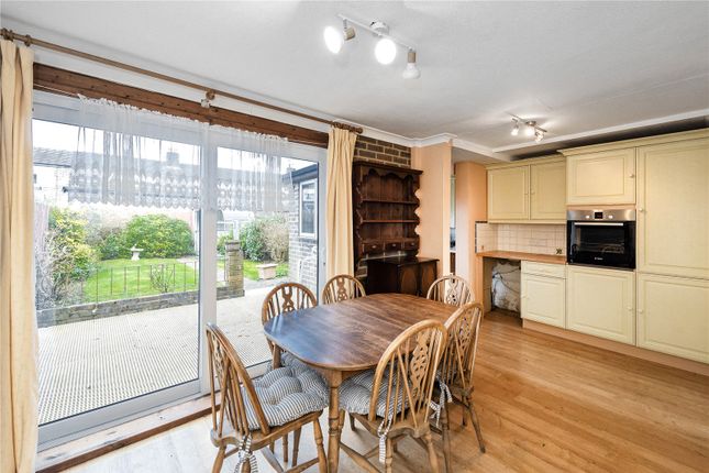 92, Crouch House Road, Kent photo 2