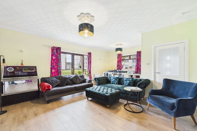 101 Raploch Street, Larkhall photo 4