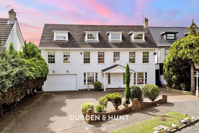 Thumbnail Detached house for sale in Courtland Estate, Chigwell