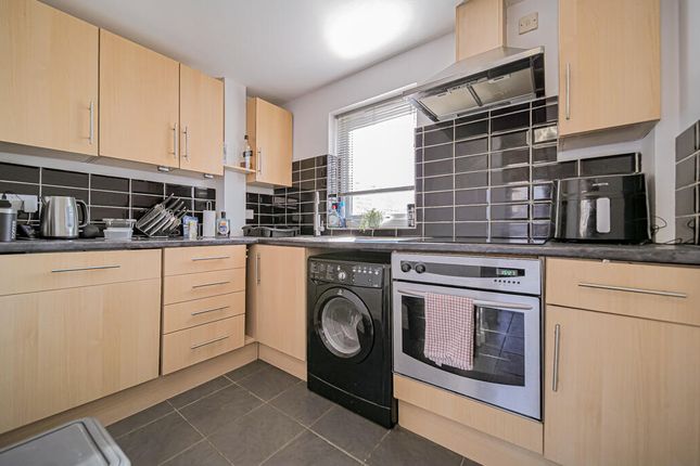 2c, Avon Road, Melksham photo 4