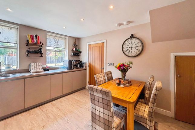 4, Barnatt Way, Heckington photo 4