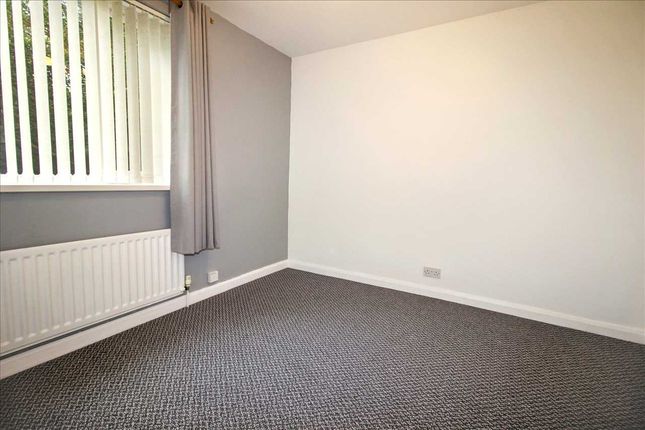 69, Reedswood Crescent, Cramlington photo 5
