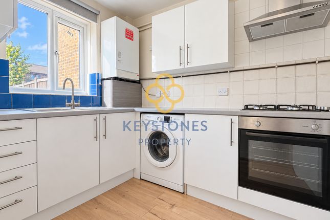 Aldington Close, Chadwell Heath photo 4