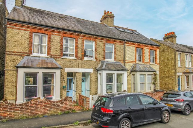 Thumbnail Terraced house for sale in Vinery Road, Cambridge