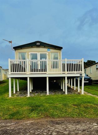 Thumbnail Property for sale in Apple Grove, Sandy Bay, Exmouth