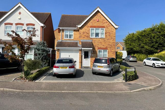 Thumbnail Detached house for sale in Lovering Road, Cheshunt