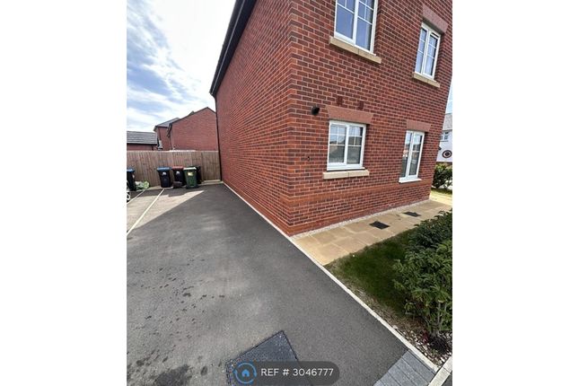 Roman Crescent, Chester photo 3