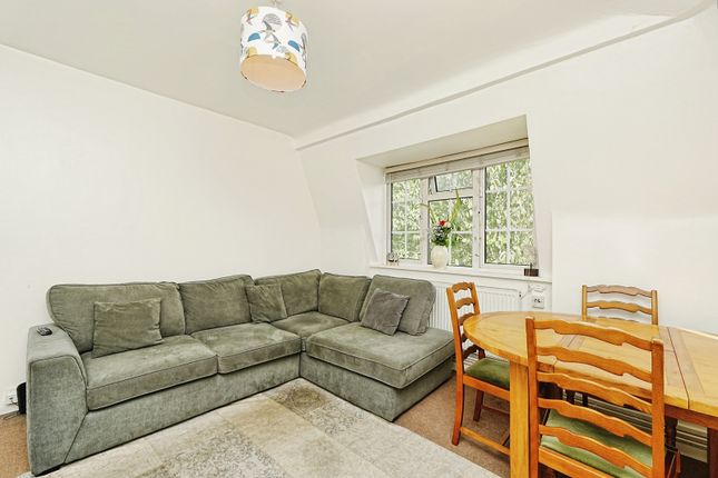 32, Wingrove Road, London photo 4