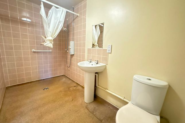 25, Reeves Way, Peterborough photo 5