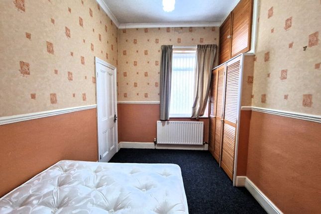 29, Findlay Street, Leigh photo 3