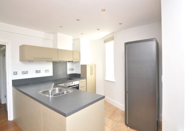 Flat to rent in Eaglesfield Road, London