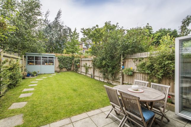 183, Half Moon Lane, London photo 4