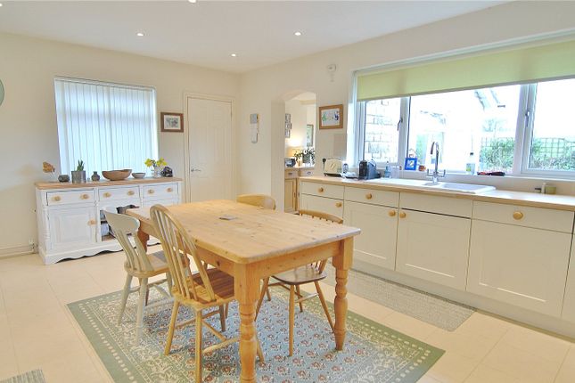 Oakdene,, Fidges Lane, Stroud photo 4