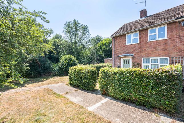 31, Vine Close, Welwyn Garden City photo 2