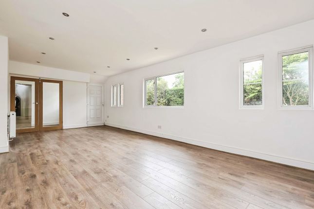 24, Bleak Hill Road, West Midlands photo 2