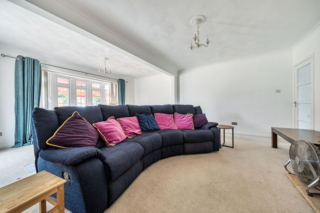 8 Grove Road, Chichester photo 3