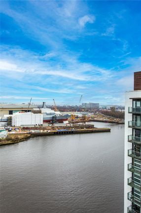Flat for sale in 13/1, Castlebank Place, Glasgow Harbour, Glasgow