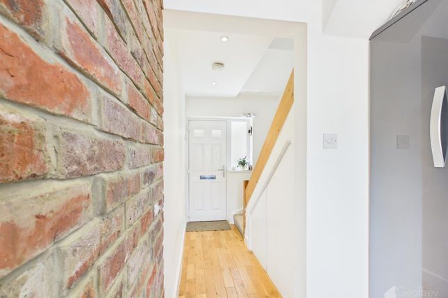 12, Park Mead, Harlow photo 4
