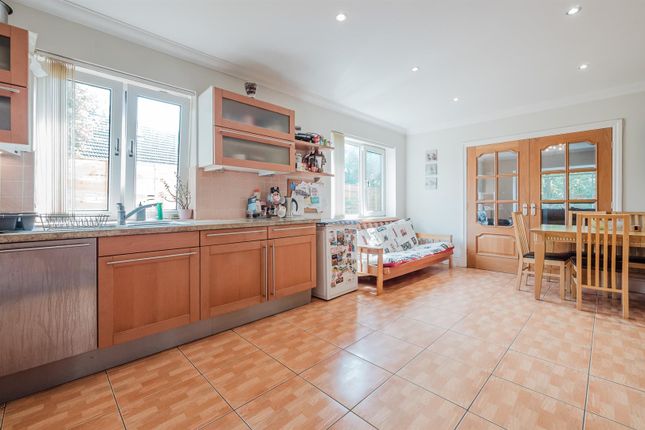 2, Longacres Road, Altrincham photo 3