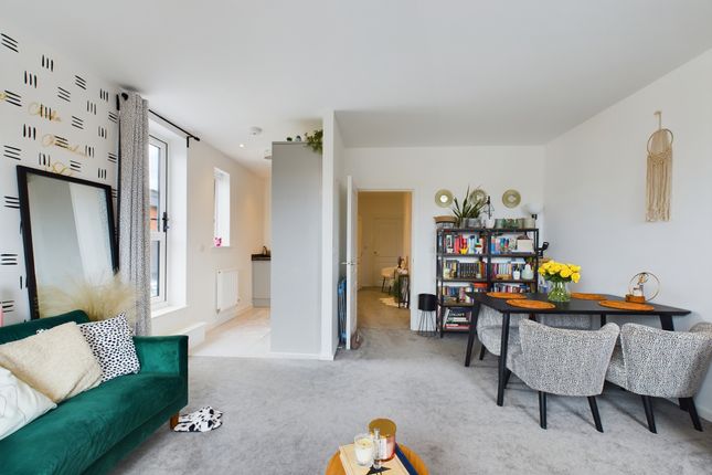 Flat for sale in Warbler Way, High Wycombe