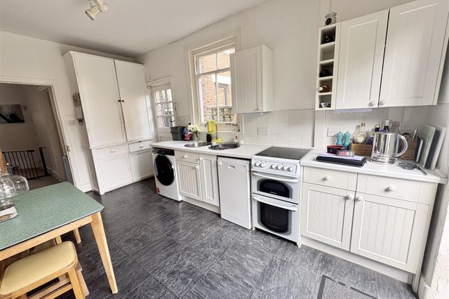 8, Guestling Road, Eastbourne photo 4