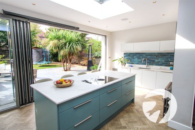 48, Glenlyon Road, London photo 3