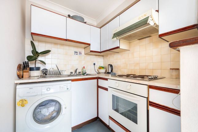 Studio to rent in Talbot Road, Notting Hill, London
