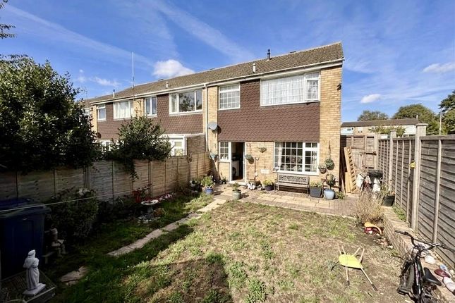 19, Keymer Close, Luton photo 4