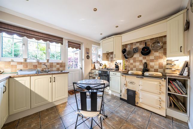 Rowan-Benson Cottage, Kiln Way, Hindhead photo 4