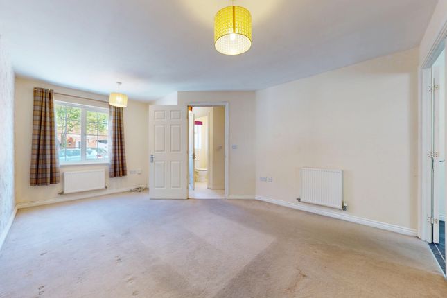 12, Orlestone View, Ashford photo 4